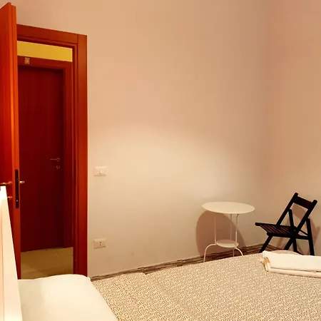 Mancini Hostel Nápoly