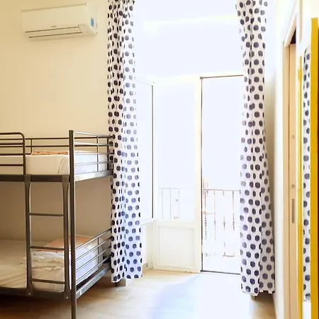 Mancini Hostel Nápoly
