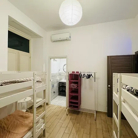 曼奇尼那不勒斯旅馆